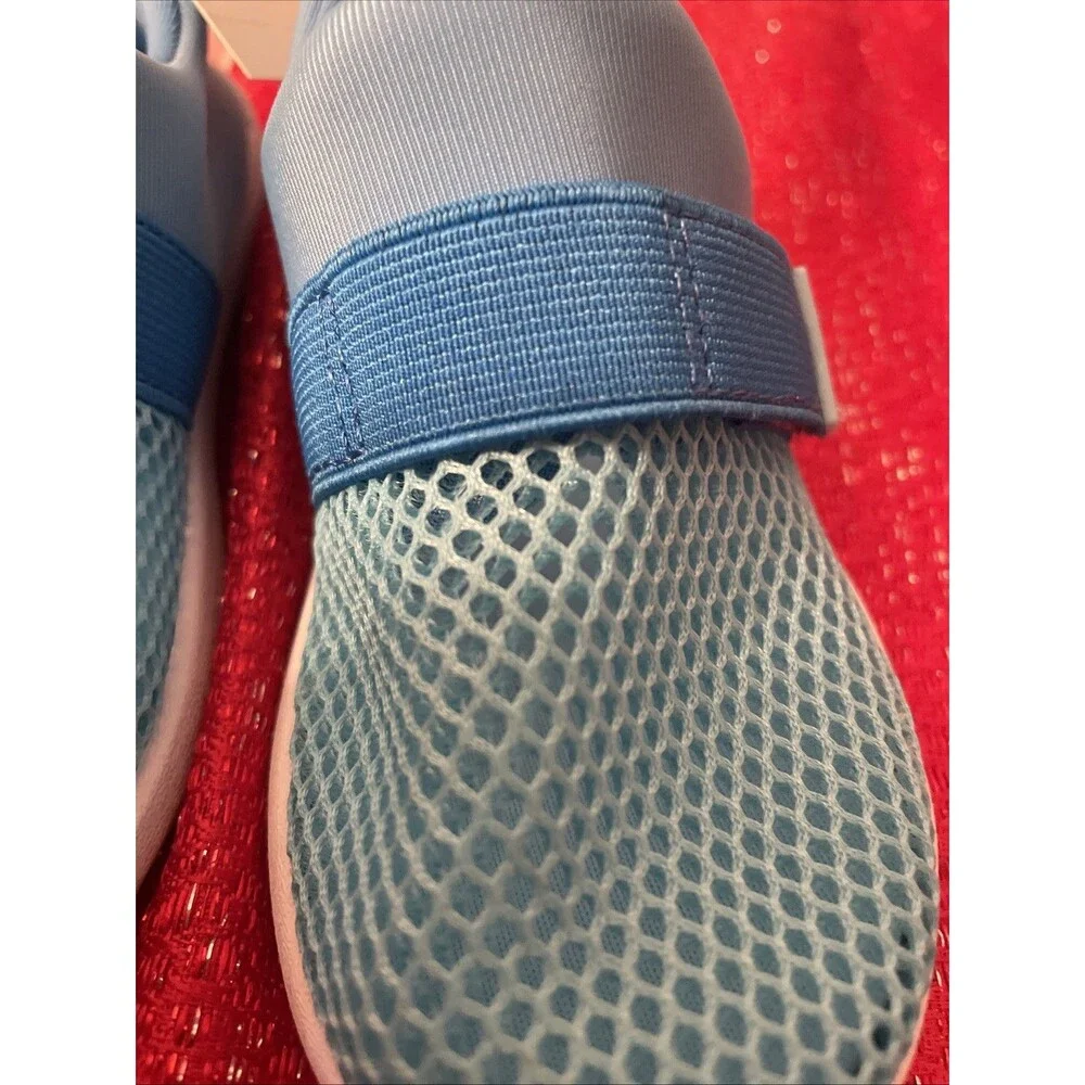 Toddler Austen Slip-On Water Shoes Blue - Cat & Jack - Size 8
